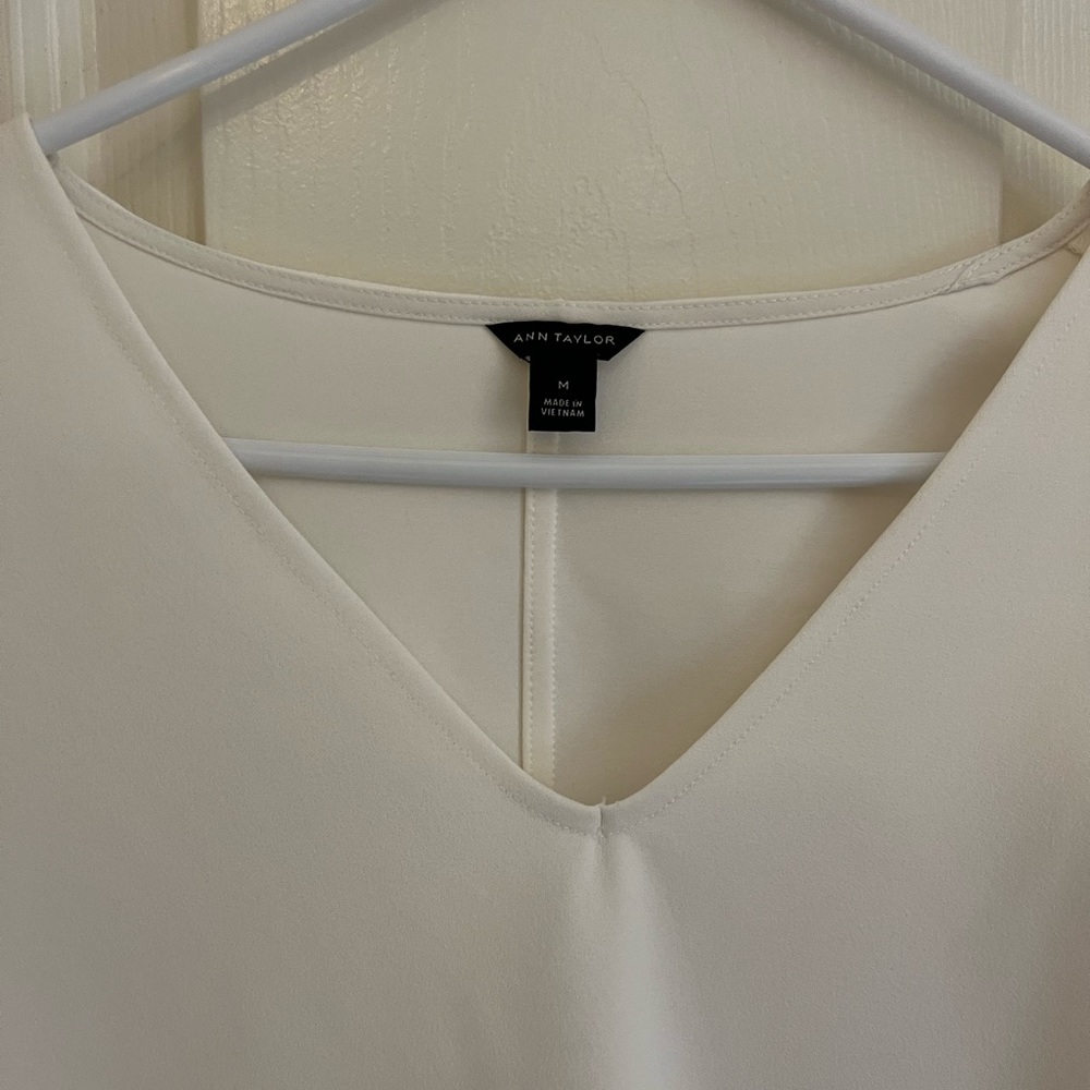 Ann Taylor Off white Blouse with 3/4 sleeves. - Picture 3 of 4